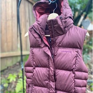 Patagonia hooded down vest